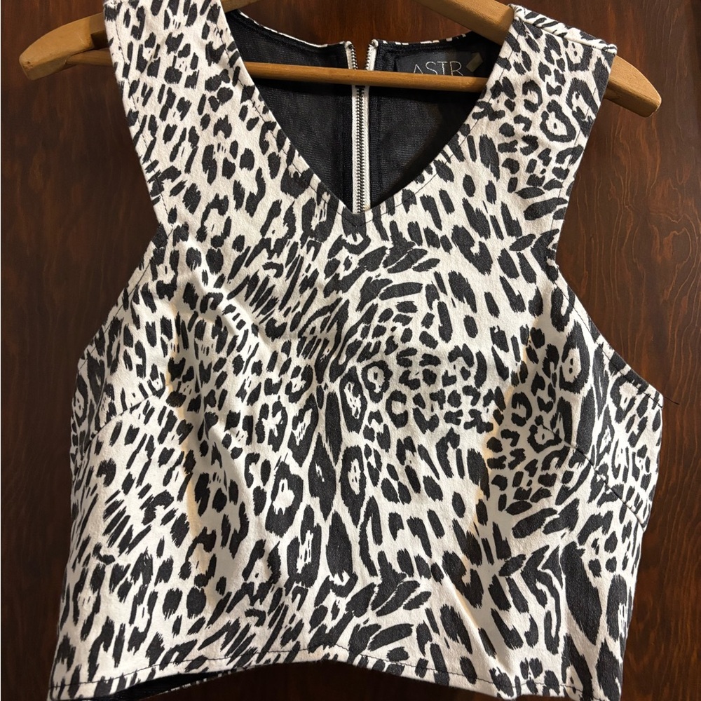 ASTR Black and White Animal Print Crop Top